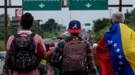 La población venezolana residente en México ha crecido de forma sostenida en las últimas décadas, con un aumento acelerado a partir de la década de 2010 y un máximo registrado en 2025.

Para más información del tema, visita: https://www.eleconomista.com.mx/politica/cuantos-venezolanos-viviendo-mexico-actualmente-20260113-795056.html

¡Síguenos en nuestras redes sociales para mantenerte informado!

Twitter: https://twitter.com/eleconomista 
Facebook: https://www.facebook.com/ElEconomista.mx
Instagram: https://www.instagram.com/eleconomistamx
LinkedIn: https://www.linkedin.com/company/el-economista/

#ElEconomista #Venezuela #México