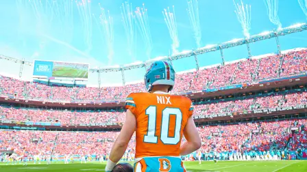 DENVER, COLORADO - JANUARY 04: Bo Nix #10 of the Denver Broncos looks on before the game against the Los Angeles Chargers at Empower Field At Mile High on January 04, 2026 in Denver, Colorado.   C. Morgan Engel/Getty Images/AFP (Photo by C. Morgan Engel / GETTY IMAGES NORTH AMERICA / Getty Images via AFP)