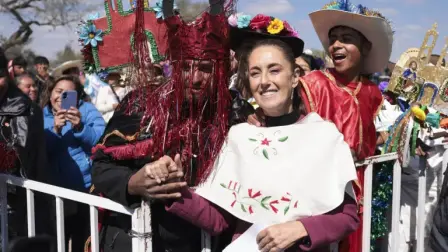 El NOTAM fue emitido exclusivamente para operadores civiles de Estados Unidos, incluidas sus aerolíneas y pilotos.

Para más información del tema, visita: https://www.eleconomista.com.mx/politica/sheinbaum-descarta-sobrevuelos-militares-eu-espacio-aereo-mexicano-20260118-795830.html

¡Síguenos en nuestras redes sociales para mantenerte informado!

Twitter: https://twitter.com/eleconomista 
Facebook: https://www.facebook.com/ElEconomista.mx
Instagram: https://www.instagram.com/eleconomistamx
LinkedIn: https://www.linkedin.com/company/el-economista/
T

#ElEconomista #EETV