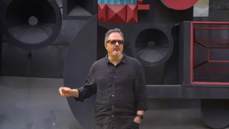 Rafael Lozano-Hemmer monta exposición en el MAM. Foto: Rosario Servin