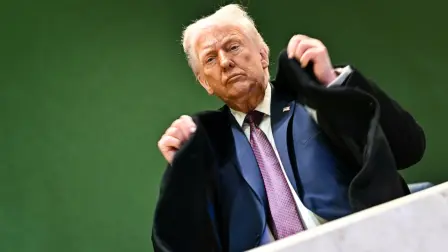 El presidente estadounidense, Donald Trump, amenazó al diario New York Times con incluir un sondeo desfavorable publicado este jueves dentro de su demanda multimillonaria contra el rotativo, al que acusa de animosidad.

Para más información del tema, visita: https://www.eleconomista.com.mx/internacionales/trump-amenaza-new-york-times-publicar-encuesta-desfavorable-sobre-aprobacion-20260122-796560.html

¡Síguenos en nuestras redes sociales para mantenerte informado!

Twitter: https://twitter.com/eleconomista 
Facebook: https://www.facebook.com/ElEconomista.mx
Instagram: https://www.instagram.com/eleconomistamx
LinkedIn: https://www.linkedin.com/company/el-economista/

#ElEconomista #EETV