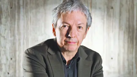 El ganador. Toscana ha ganado uno de los premios de mayor prestigio en el país, el Xavier Villaurrutia 2017 por el libro Olegaroy.