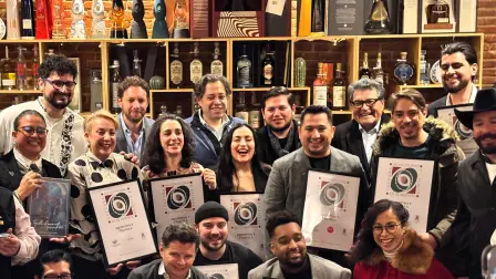 Entrega del Distintivo T