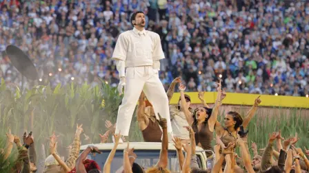 La presidenta Claudia Sheinbaum destacó el mensaje de unidad y amor que Bad Bunny transmitió en español durante el show de medio tiempo del Super Bowl LX.

Para más información del tema, visita: https://www.eleconomista.com.mx/politica/sheinbaum-destaca-show-bad-bunny-super-bowl-mensaje-unidad-america-20260209-799035.html

¡Síguenos en nuestras redes sociales para mantenerte informado!

Twitter: https://twitter.com/eleconomista 
Facebook: https://www.facebook.com/ElEconomista.mx
Instagram: https://www.instagram.com/eleconomistamx
LinkedIn: https://www.linkedin.com/company/el-economista/

#ElEconomista #EETV