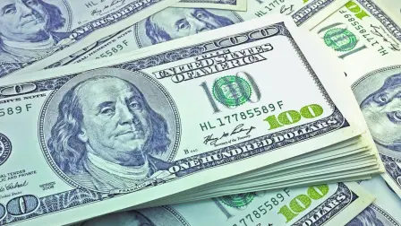 La Unidad de Inteligencia Financiera informó que se bloquearon las cuentas de siete personas vinculadas al CJNG, esto luego de trabajos en conjunto con el gobierno estadounidense.

Para más información del tema, visita: https://www.eleconomista.com.mx/sectorfinanciero/uif-bloquea-cuentas-7-personas-vinculadas-red-fraude-cjng-tiempos-compartidos-20260219-800666.html

¡Síguenos en nuestras redes sociales para mantenerte informado!

Twitter: https://twitter.com/eleconomista 
Facebook: https://www.facebook.com/ElEconomista.mx
Instagram: https://www.instagram.com/eleconomistamx
LinkedIn: https://www.linkedin.com/company/el-economista/

#ElEconomista #UIF #CJNG