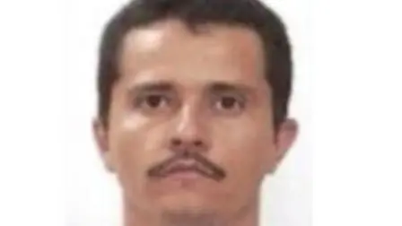 Autoridades federales confirmaron que el líder del Cártel Jalisco Nueva Generación falleció en un operativo.

Para más información del tema, visita: https://www.eleconomista.com.mx/politica/confirman-muerte-mencho-operativo-tapalpan-jalisco-20260222-801046.html 

¡Síguenos en nuestras redes sociales para mantenerte informado!

Twitter: https://twitter.com/eleconomista 
Facebook: https://www.facebook.com/ElEconomista.mx
Instagram: https://www.instagram.com/eleconomistamx
LinkedIn: https://www.linkedin.com/company/el-economista/

#ElEconomista #ElMencho