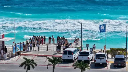 Playa pública de Cancún.