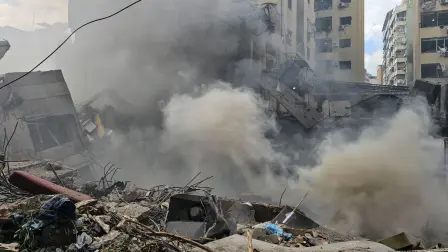 Israel anunció este miércoles una nueva "amplia oleada de ataques" contra Irán, donde Estados Unidos afirma haber alcanzado "cerca de 2.000 objetivos" en cuatro días pero sin lograr detener las represalias de Teherán en todo Oriente Medio. 

¡Síguenos en nuestras redes sociales para mantenerte informado! 

Twitter: https://twitter.com/eleconomista 
Facebook: https://www.facebook.com/ElEconomista.mx 
Instagram: https://www.instagram.com/eleconomistamx 
LinkedIn: https://www.linkedin.com/company/el-economista/ 

#ElEconomista #EETV