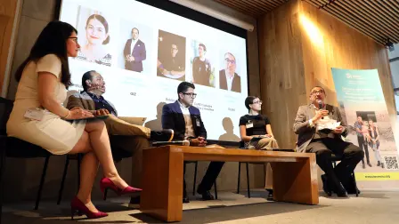 Mesa en el Cemefi  donde se habló de las barreras para financiar la construcción progresiva de vivienda en México. Participaron Melva Flores de Habitat pa la Humanidad, Alejandro Callejas de GIZ, Edgard Mercado de SOLVIIG, Lucia Santacruz del Valle de CORE Ciudad vivibles y Amables y Pablor Perez Akaki del ITESM. Foto:: EE Fernando Villa del Angel.