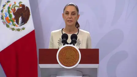 Sheinbaum Pardo indicó que este enfoque se basa, por un lado, en la herencia cultural de los pueblos originarios y, por otro, en la historia política del país. Según expuso, una de sus expresiones más claras es la disposición de los mexicanos a apoyar a otros en momentos de dificultad.

Para más información del tema, visita: https://www.eleconomista.com.mx/politica/sheinbaum-respalda-postura-deamlo-sobre-cuba-afirma-mexico-mantendra-ayuda-humanitaria-20260315-804314.html

¡Síguenos en nuestras redes sociales para mantenerte informado!

Twitter: https://twitter.com/eleconomista 
Facebook: https://www.facebook.com/ElEconomista.mx
Instagram: https://www.instagram.com/eleconomistamx
LinkedIn: https://www.linkedin.com/company/el-economista/

#ElEconomista #Sheinbaum #Cuba