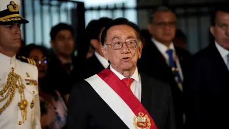 José Balcázar, en el edificio Faustino Sánchez Carrión, tras ser elegido presidente interino de Perú.