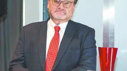 Alejandro Ritch entregó los premios a los mejores fondos de inversión de México durante la edición 14