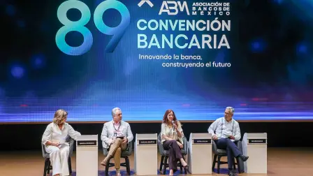 Marcela Orvañanos, fundadora de Quálitas of Life Foundation y Procura AC, moderó la conversación en la que participaron Sofía Ize Ludlow, directora de Fundación BBVA México; Ricardo Bucio, presidente del Centro Mexicano para la Filantropía (Cemefi); y Carlos Labarthe Costas, fundador y presidente de Banco Compartamos.