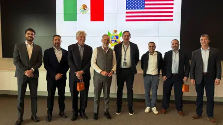 Comitiva queretana emprende gira en Estados Unidos