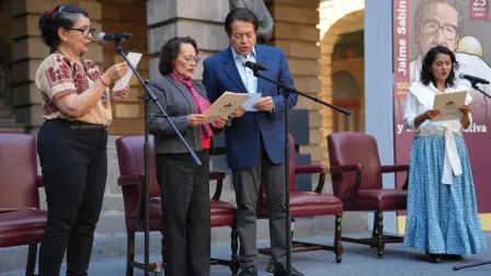 Homenaje a Jaime Sabines en la SEP.