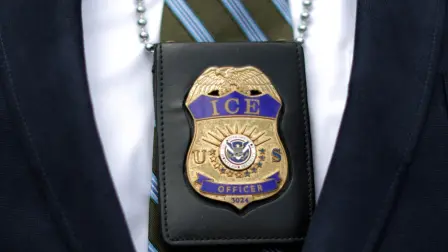 Un ⁠inmigrante mexicano falleció bajo ‌custodia ⁠de las ⁠autoridades ‌de ​inmigración estadounidenses en ​Los Ángeles el pasado 25 de marzo, ‌informó ​este lunes el Servicio de Inmigración y Control de Aduanas de Estados Unidos (ICE).

¡Síguenos en nuestras redes sociales para mantenerte informado!