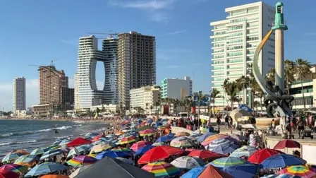 Playa de Mazatlán.