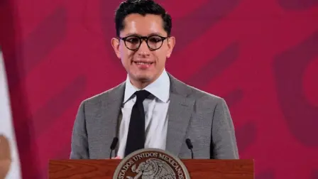 La agenda legislativa del 6 al 10 de abril incluirá también temas económicos, nombramientos y posibles reformas fiscales.

Para más información del tema, visita: https://www.eleconomista.com.mx/politica/senado-preve-ratificar-nuevo-titular-sre-discutir-ley-sobre-feminicidio-semana-20260404-807251.html

¡Síguenos en nuestras redes sociales para mantenerte informado!

Twitter: https://twitter.com/eleconomista 
Facebook: https://www.facebook.com/ElEconomista.mx
Instagram: https://www.instagram.com/eleconomistamx
LinkedIn: https://www.linkedin.com/company/el-economista/

#ElEconomista #Senado