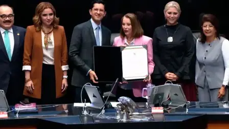 El nuevo secretario de Relaciones Exteriores ​fue confirmado con 81 votos a favor, mientras que 30 senadores votaron en contra y ninguno se abstuvo.

¡Síguenos en nuestras redes sociales para mantenerte informado!