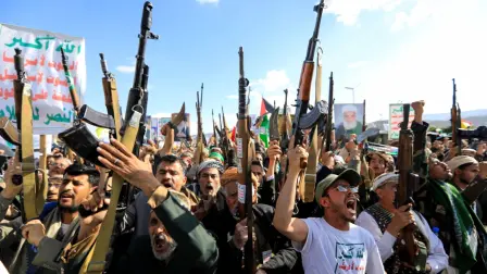 El primer ministro israelí, Benjamin Netanyahu, había anunciado que había ordenado a su gabinete emprender "negociaciones directas" con Beirut.

¡Síguenos en nuestras redes sociales para mantenerte informado!