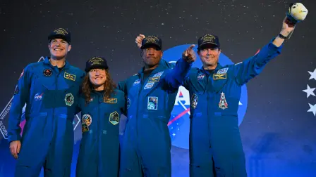 Los astronautas realizaron la primera maniobra gravitatoria alrededor de la Luna en más de 50 años.