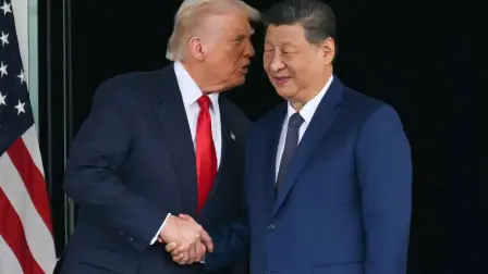 El presidente de Estados Unidos, ⁠Donald Trump, pidió en una carta al mandatario chino, ‌Xi Jinping, que ⁠no suministrara armas a Irán, ⁠y Xi respondió ‌que China no estaba ​abasteciendo a Teherán, dijo Trump a Fox ​Business Network en una entrevista emitida este miércoles.

Para más información del tema, visita: https://www.eleconomista.com.mx/internacionales/trump-pide-carta-xi-jinping-china-suministre-armas-iran-20260415-808823.html

¡Síguenos en nuestras redes sociales para mantenerte informado!

Twitter: https://twitter.com/eleconomista 
Facebook: https://www.facebook.com/ElEconomista.mx
Instagram: https://www.instagram.com/eleconomistamx
LinkedIn: https://www.linkedin.com/company/el-economista/

#ElEconomista #Trump #China