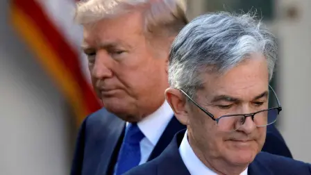 Donald Trump amenazó la mañana de este miércoles con despedir al presidente de la Fed, Jerome Powell, si permanece en el cargo más allá de su mandato.

Para más información del tema, visita: https://www.eleconomista.com.mx/sectorfinanciero/trump-amenaza-correr-powell-sigue-presidente-fed-mandato-20260415-808826.html

¡Síguenos en nuestras redes sociales para mantenerte informado!

Twitter: https://twitter.com/eleconomista 
Facebook: https://www.facebook.com/ElEconomista.mx
Instagram: https://www.instagram.com/eleconomistamx
LinkedIn: https://www.linkedin.com/company/el-economista/

#ElEconomista #Trump #JeromePowell