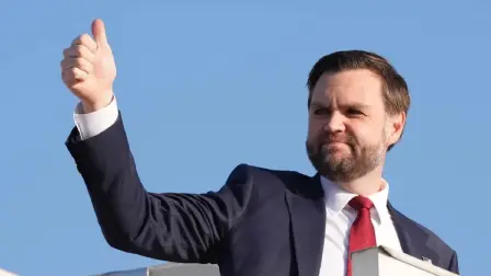 En medio de las nuevas amenazas de Donald Trump, el equipo estadounidense estará el lunes en Pakistán, país que medió desde el inicio del conflicto.

Para más información del tema, visita: https://www.eleconomista.com.mx/internacionales/vance-encabezara-delegacion-eu-negociacion-iran-20260419-809359.html

¡Síguenos en nuestras redes sociales para mantenerte informado!

Twitter: https://twitter.com/eleconomista 
Facebook: https://www.facebook.com/ElEconomista.mx
Instagram: https://www.instagram.com/eleconomistamx
LinkedIn: https://www.linkedin.com/company/el-economista/

#ElEconomista #Irán #EstadosUnidos