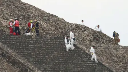 El Gabinete de Seguridad de México reportó que de acuerdo con información preliminar, el hombre que realizó los disparos, posteriormente se privó de la vida.

¡Síguenos en nuestras redes sociales para mantenerte informado!