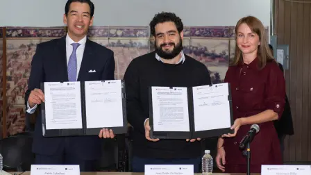 Juan Pablo de Botton Falcón, secretario de Administración y Finanzas del gobierno de la Ciudad de México, firmó con el  presidente de la Amexcap, Pablo Coballasi, un memorándum de entendimiento para impulsar la coinversión en proyectos estratégicos.
