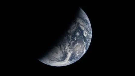 Imagen de la Tierra tomada por el equipo de la misión Artemis II.