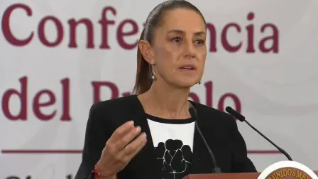 Claudia Sheinbaum aclaró que la propuesta para adelantar las vacaciones escolares por el Mundial 2026 y la ola de calor todavía no ha sido aprobada oficialmente.

Para más información del tema, visita: https://www.eleconomista.com.mx/politica/sheinbaum-aclara-recorte-calendario-escolar-mundial-2026-aun-definido-20260508-812583.html

¡Síguenos en nuestras redes sociales para mantenerte informado!

Twitter: https://twitter.com/eleconomista 
Facebook: https://www.facebook.com/ElEconomista.mx
Instagram: https://www.instagram.com/eleconomistamx
LinkedIn: https://www.linkedin.com/company/el-economista/

#ElEconomista #Sheinbaum #SEP