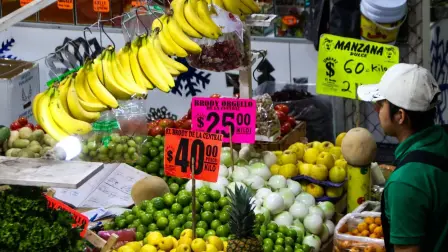 El costo de la canasta básica en zonas rurales y urbanas registró incrementos superiores a la inflación general anual en abril de 2026, de acuerdo con cifras del Inegi.