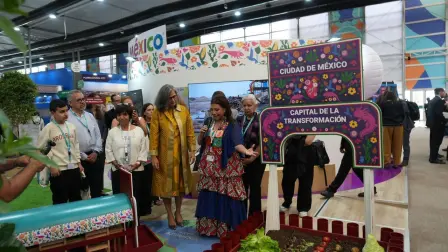 Clara Brugada en el  Foro Urbano Mundial