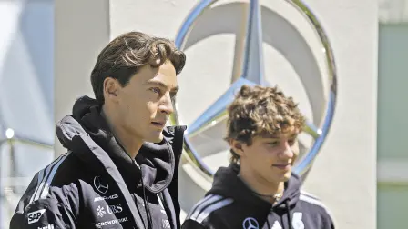 Russel Antonielli, piloto.