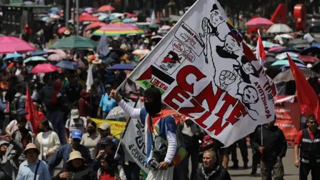 Yeni Aracely Pérez Martínez es la actual secretaria general de la sección 22 del SNTE en Oaxaca, controlado por la Coordinadora Nacional de Trabajadores de la Educación (CNTE).