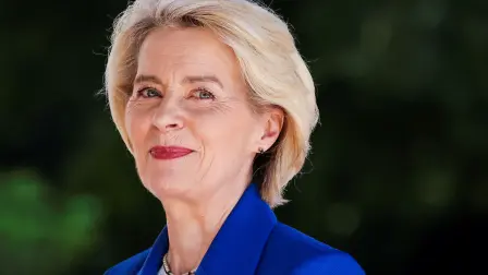 La presidenta de la Comisión Europea, Ursula von der Leyen, durante la cumbre del G7 en Francia. Foto: Reuters