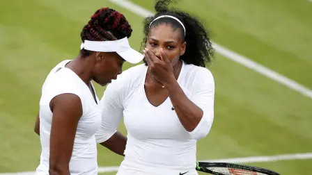 Las hermanas Venus y Serena Williams regresarán al Abierto de Wimbledon como dupla para el Abierto de Wimbledon. Foto AFP.