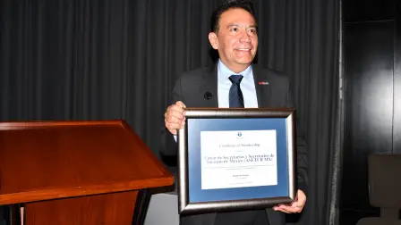 Roberto Monroy, líder de la Unión de Secretarias y Secretarios de Turismo de México (ASETUR).