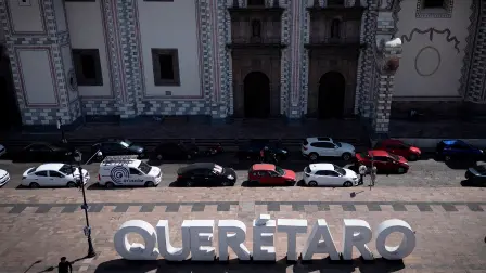 Letrero de Querétaro en el Templo de Santa Rosa, en Santiago de Querétaro.