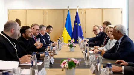 El presidente de Ucrania Volodimir Zelenski en una reunión del Grupo de Contacto para la Defensa de Ucrania. Foto: Reuters