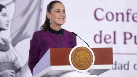 Luego de que Trump afirmara durante la cumbre del G7 que los cárteles controlan México, Sheinbaum sostuvo que ya le ha manifestado personalmente su desacuerdo con esa visión. 

¡Síguenos en nuestras redes sociales para mantenerte informado!