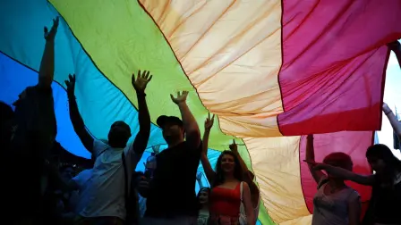 El partido de la fase de grupos coincide con el fin de semana del Orgullo de Seattle, lo que ha provocado la oposición de Egipto e Irán. 

¡Síguenos en nuestras redes sociales para mantenerte informado!