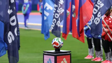 El balón oficial adidas Trionda.