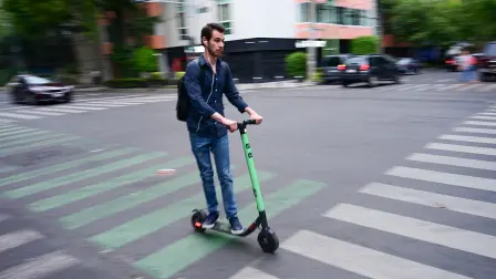 Scooters en la Ciudad de México.