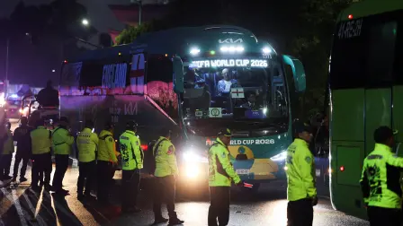 La selección de Inglaterra llegó a la Ciudad de México la noche de este viernes para prepararse para el juego con México en octavos de final del Mundial 2026.