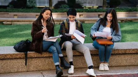 Los créditos universitarios es una industria en desarrollo en México.