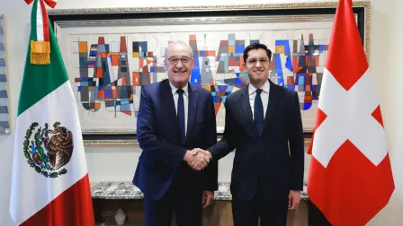El canciller Roberto Velasco recibió al presidente de Suiza, Guy Parmelin.