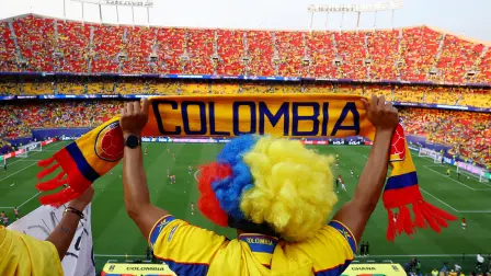 Fanático de Colombia en el Mundial 2027.