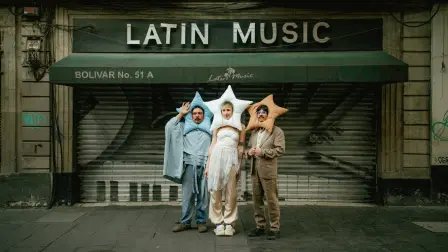 Rosas y Budaya en *Star.